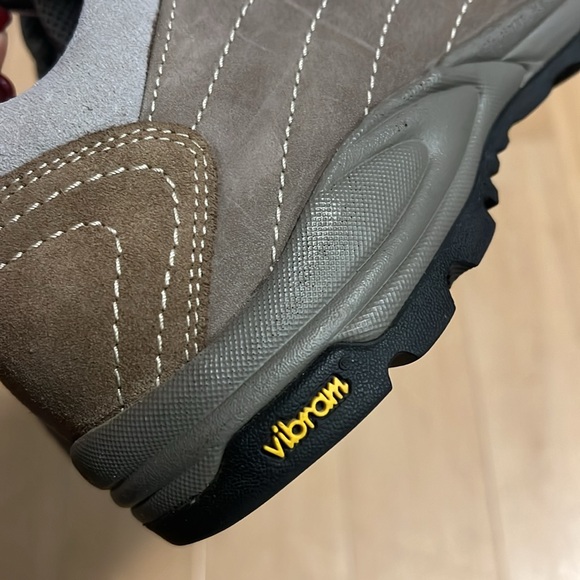 Vibrant BAR Hiking Ankle Boot size 6 - Picture 4 of 10